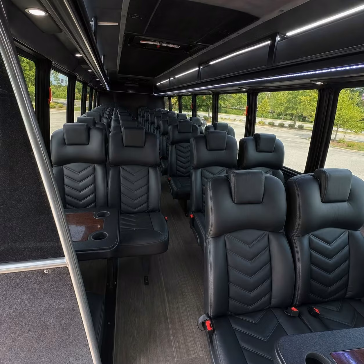 rockwall 35 passenger minibus rental