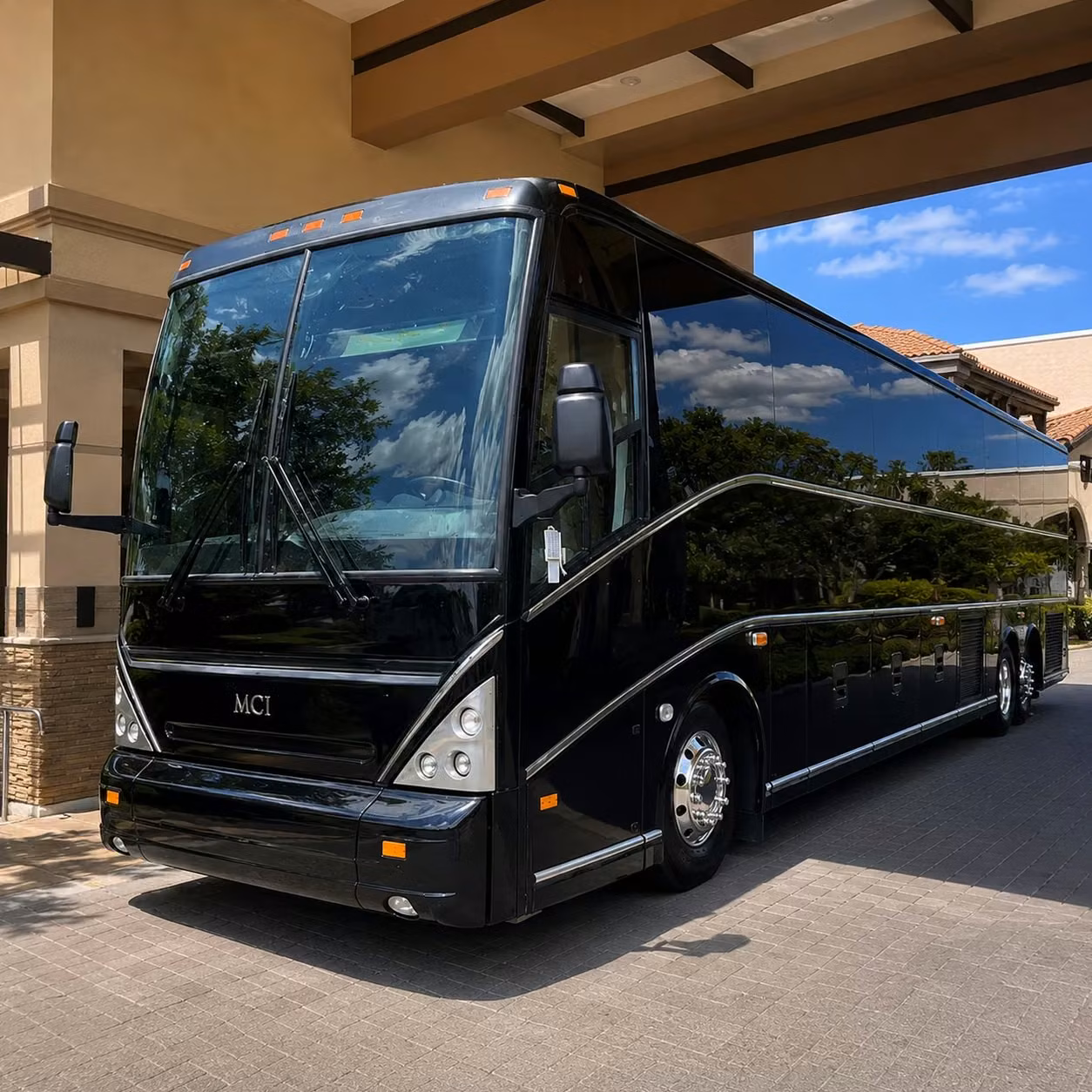 rockwall prom homecoming and school field trip bus rentals